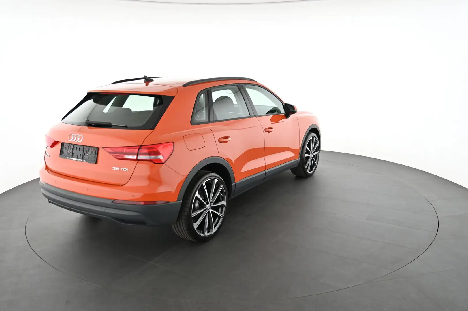 Audi Q3 35 2.0 TDI 150 HK S TRONIC PRESTIGE Pickerl NEU Orange - 2