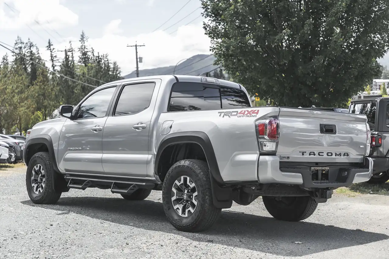 Toyota Tacoma снимка Toyota Tacoma