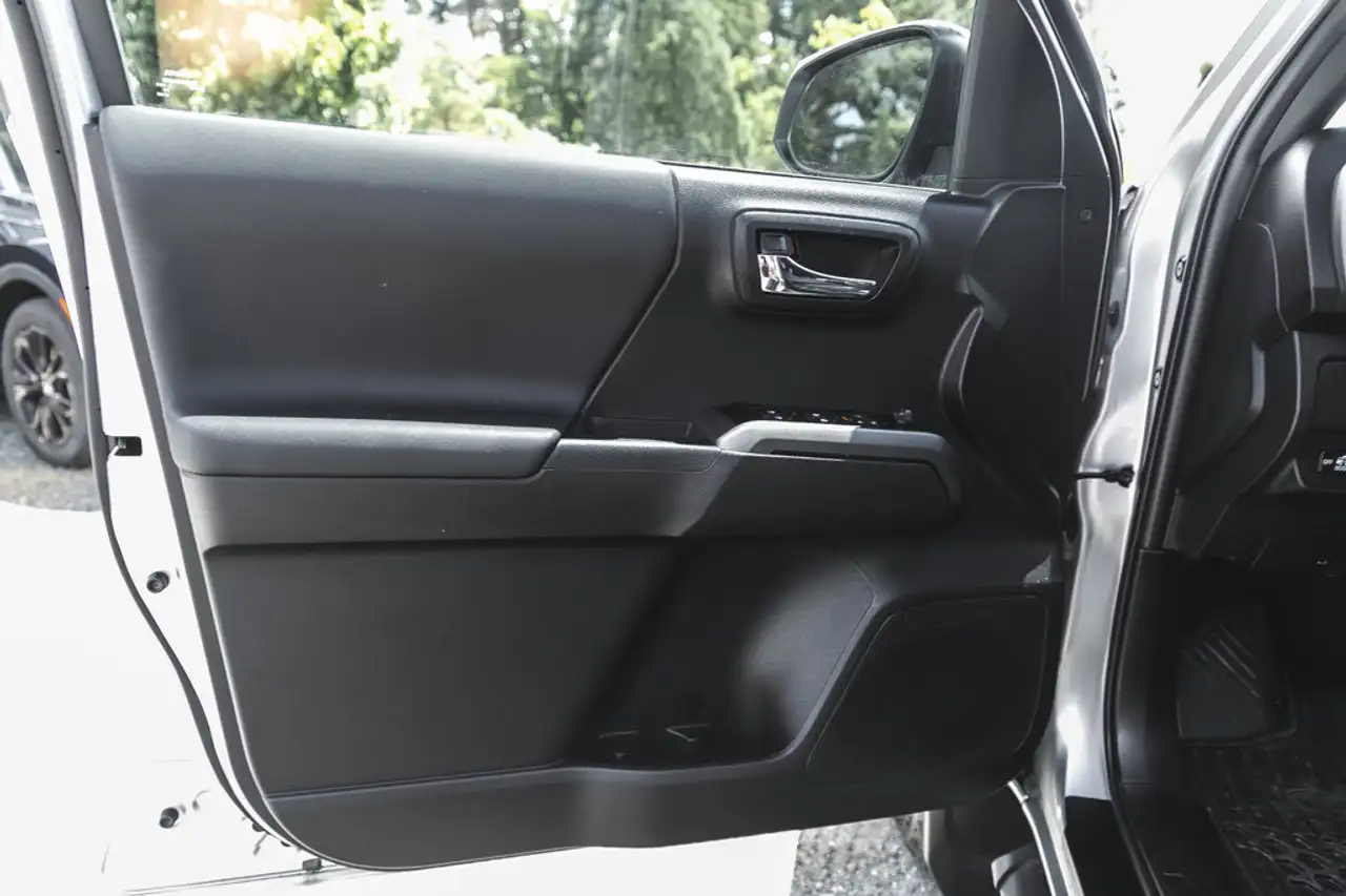 Toyota Tacoma снимка Toyota Tacoma
