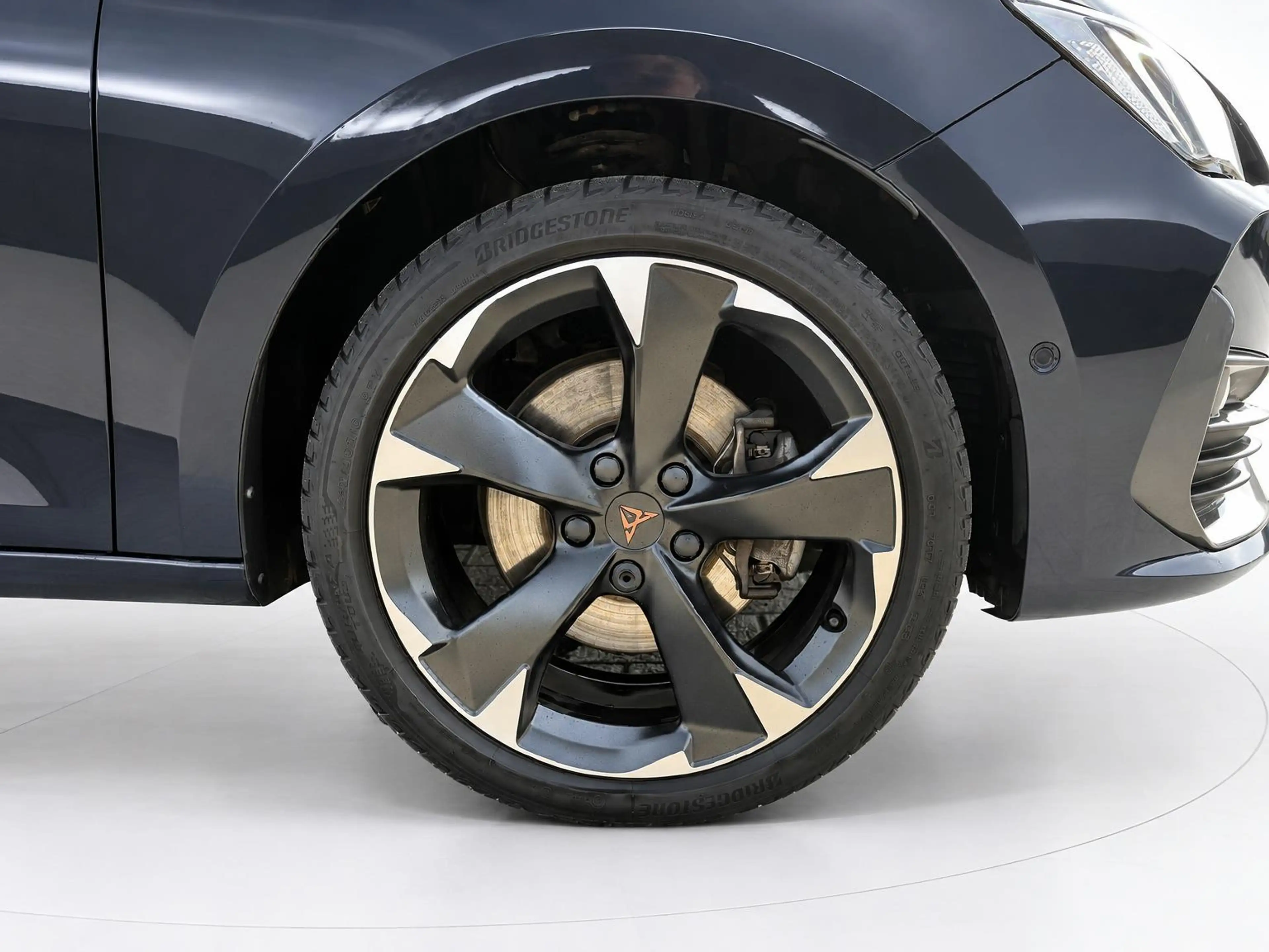 CUPRA Leon 1.4 e-Hybrid Business — photo 9