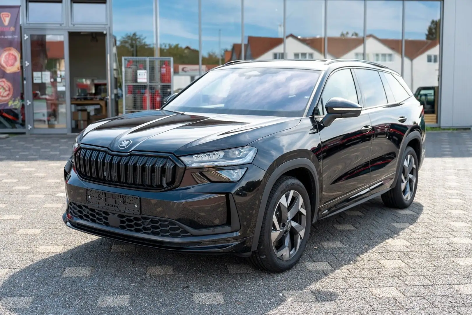 Skoda Kodiaq TDI 142kW 4x4 Sportline (22% unter UVP*) Schwarz - 1