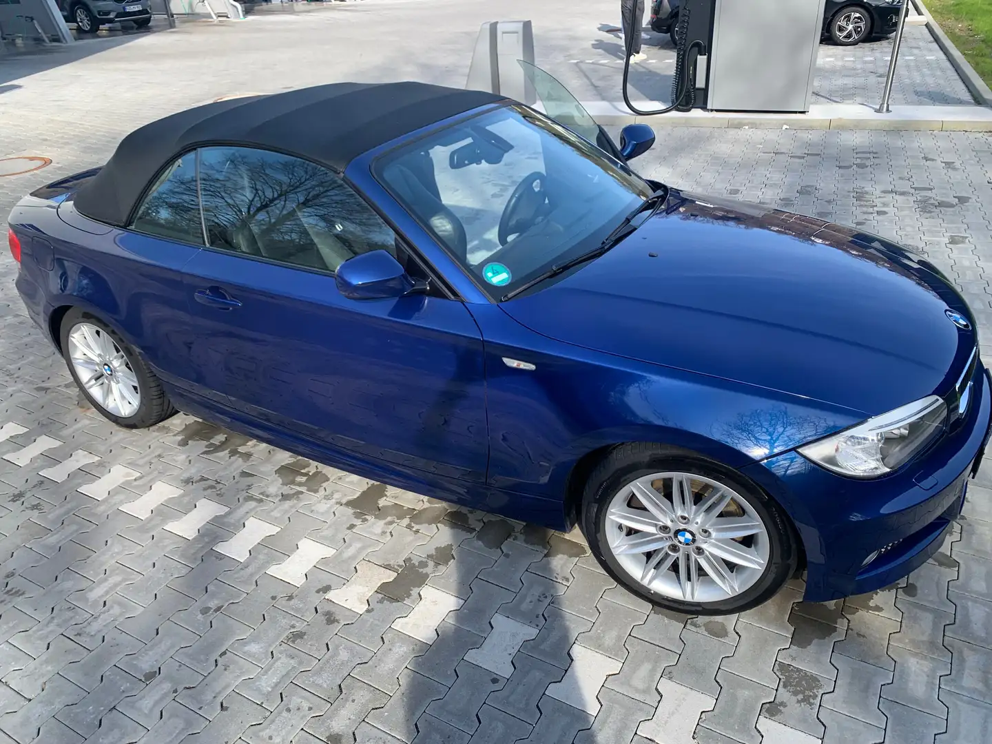 BMW 123 123d Cabrio Blauw - 1