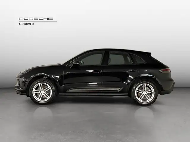 Porsche Macan view 2