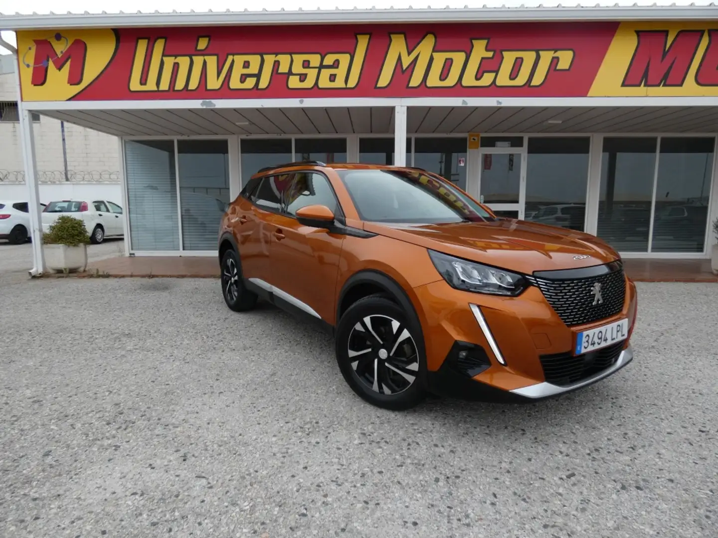 Peugeot 2008 1.5BlueHDi S&S Allure Pack EAT8 130 Orange - 1