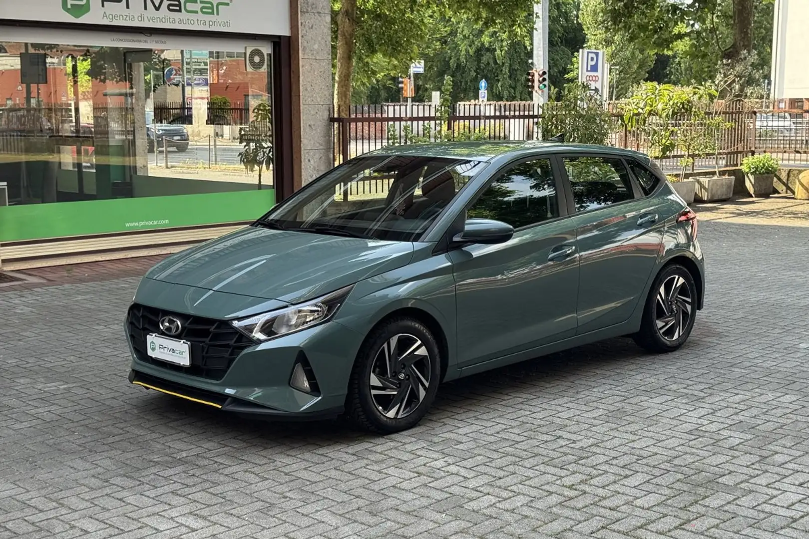 Hyundai i20 i20 1.2 MPI MT GPL Connectline Verde - 1