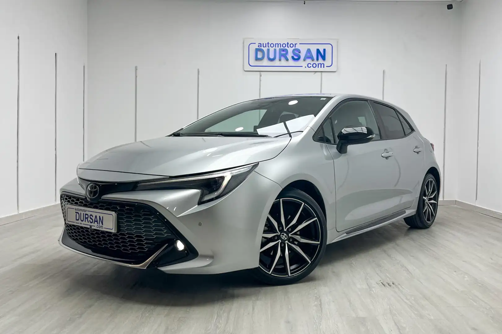 Toyota Corolla 140H GR Sport - 1