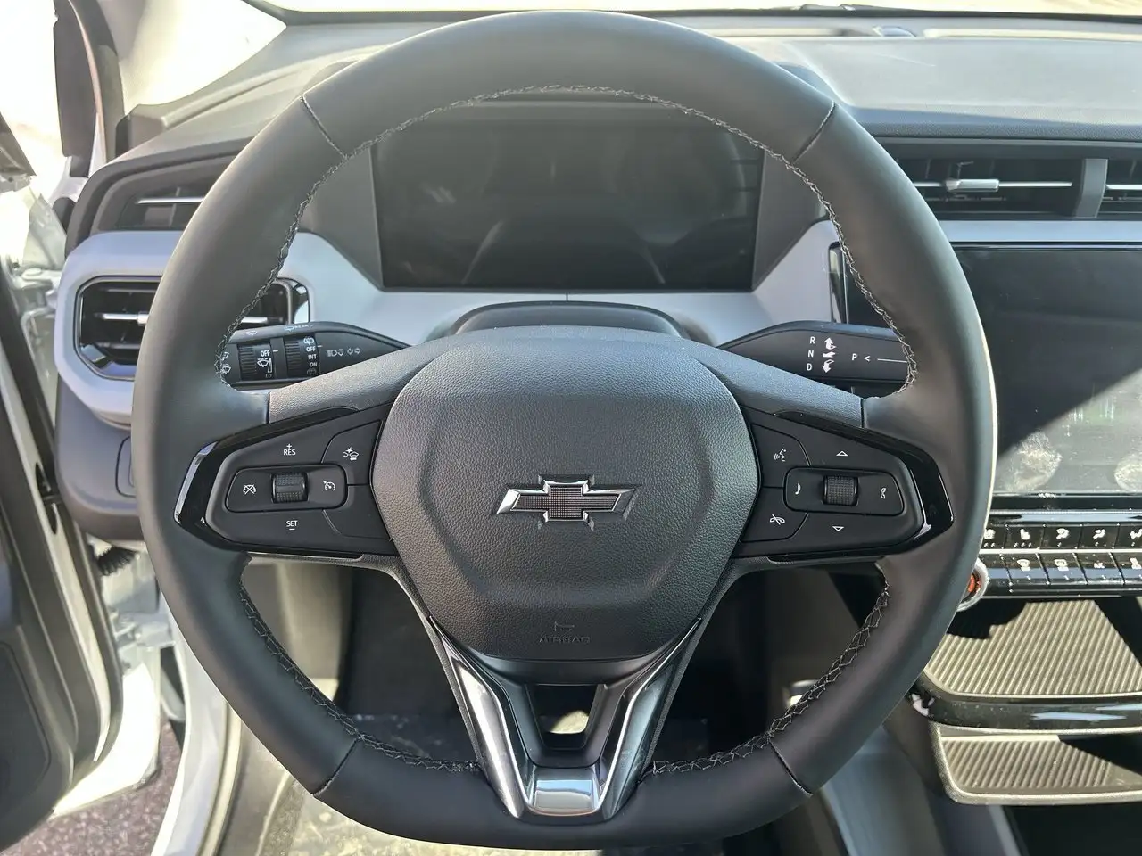 Chevrolet Bolt снимка Chevrolet Bolt