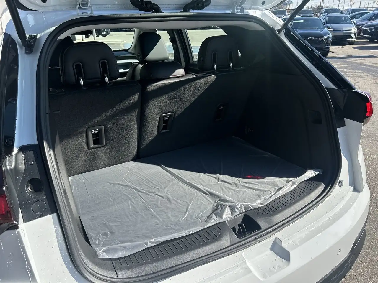 Chevrolet Bolt снимка Chevrolet Bolt