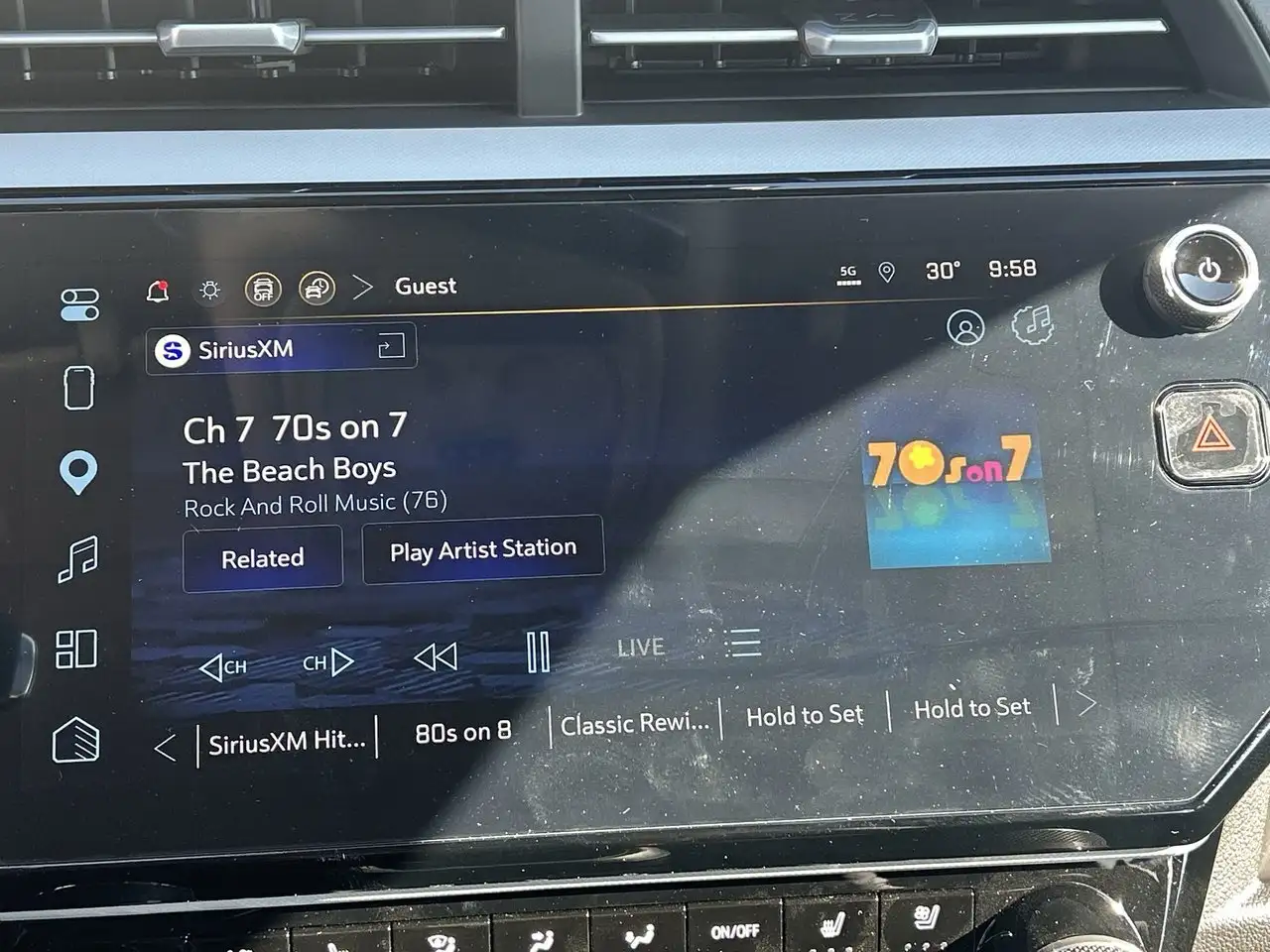 Chevrolet Bolt снимка Chevrolet Bolt