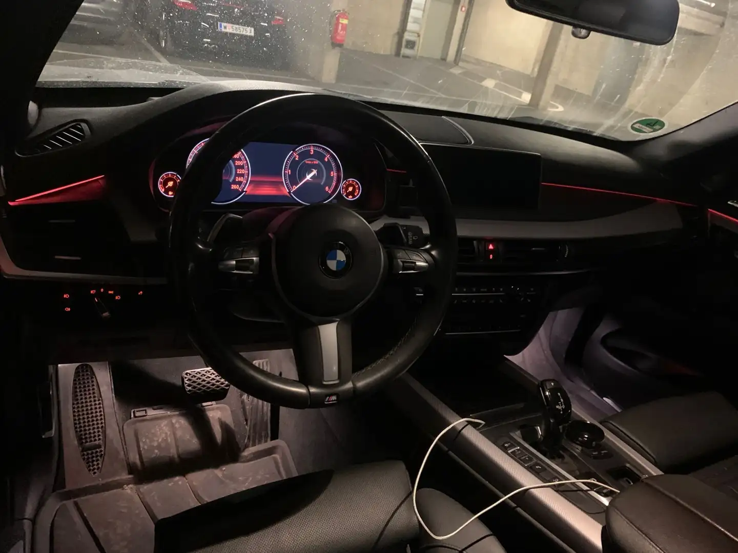 BMW X5 xDrive30d M Paket Aut. Grau - 2