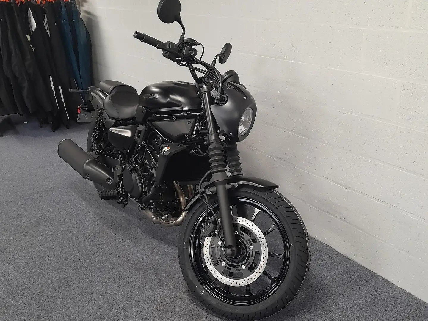 Kawasaki Eliminator 500 SE ABS E5+ DEPART IMMEDIAT FAIBLE KMS Noir - 2