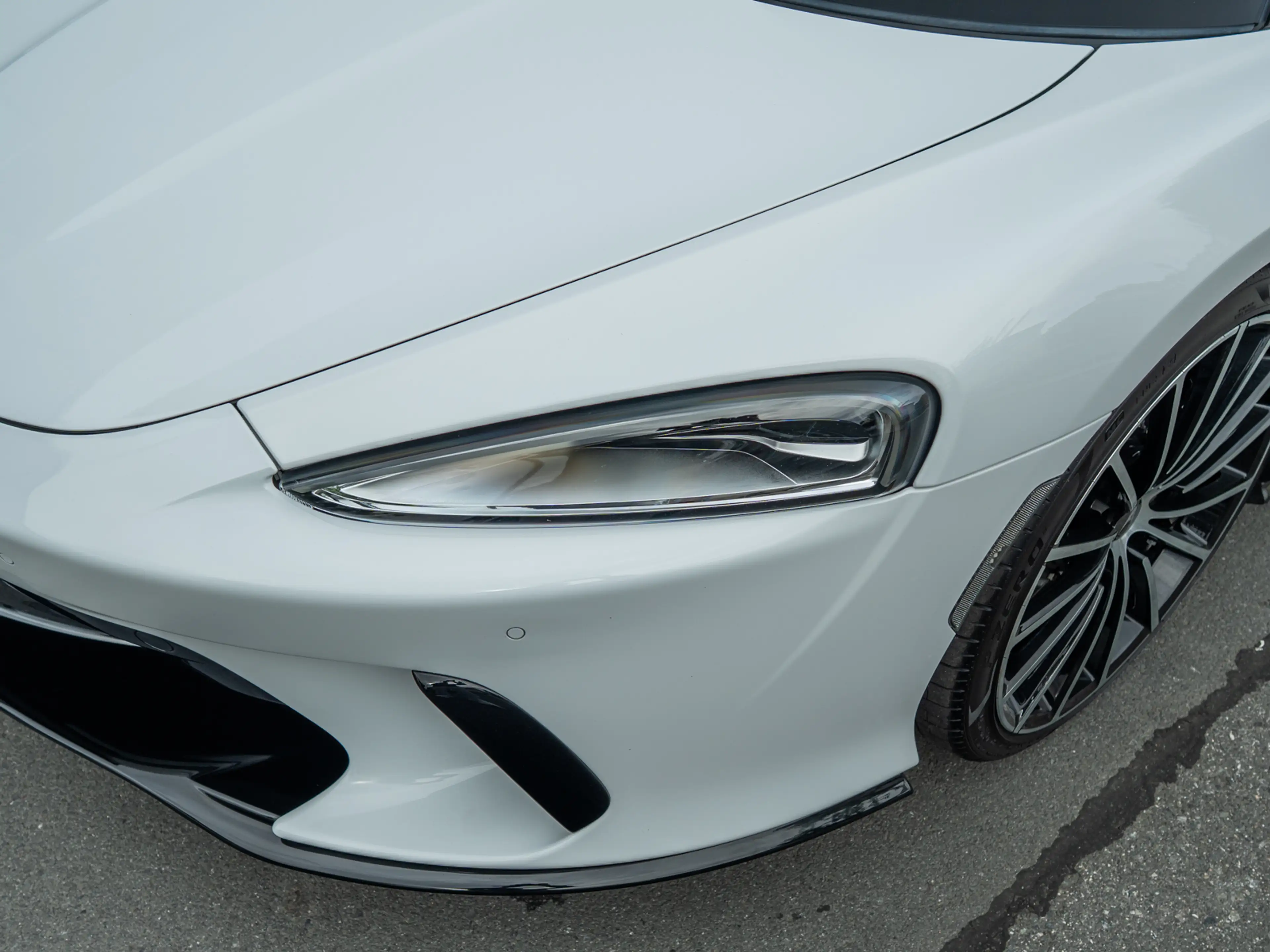 McLaren GT Titanium Sports Exhaust | Luxe — photo 12