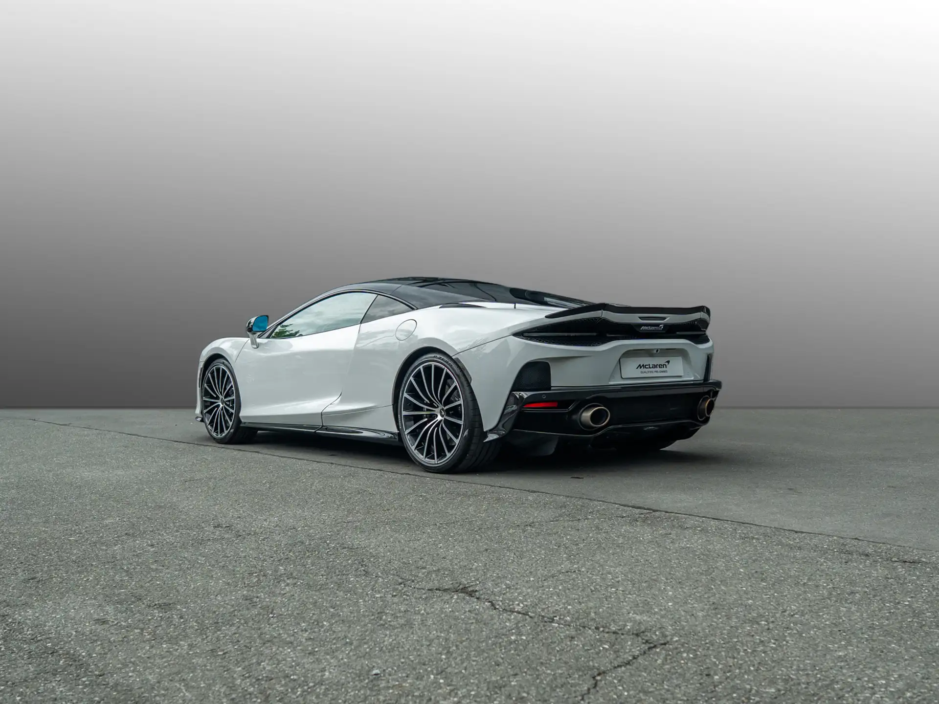 맥라렌 GT 2021 흰색 사진 4