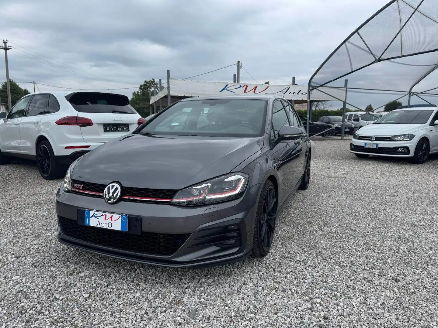 Volkswagen Golf GTI GTI Perf. 2.0 245CV TSI DSG 5p. BMT Gris - 2