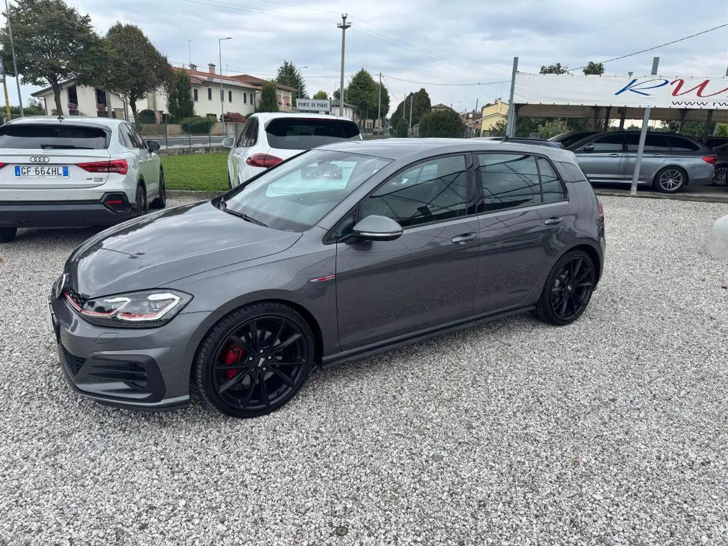 Volkswagen Golf GTI GTI Perf. 2.0 245CV TSI DSG 5p. BMT Gris - 1