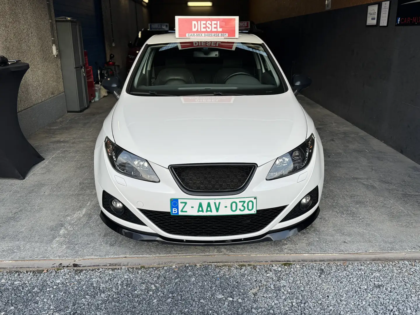 SEAT Ibiza ***PACK SPORT*** Blanc - 2