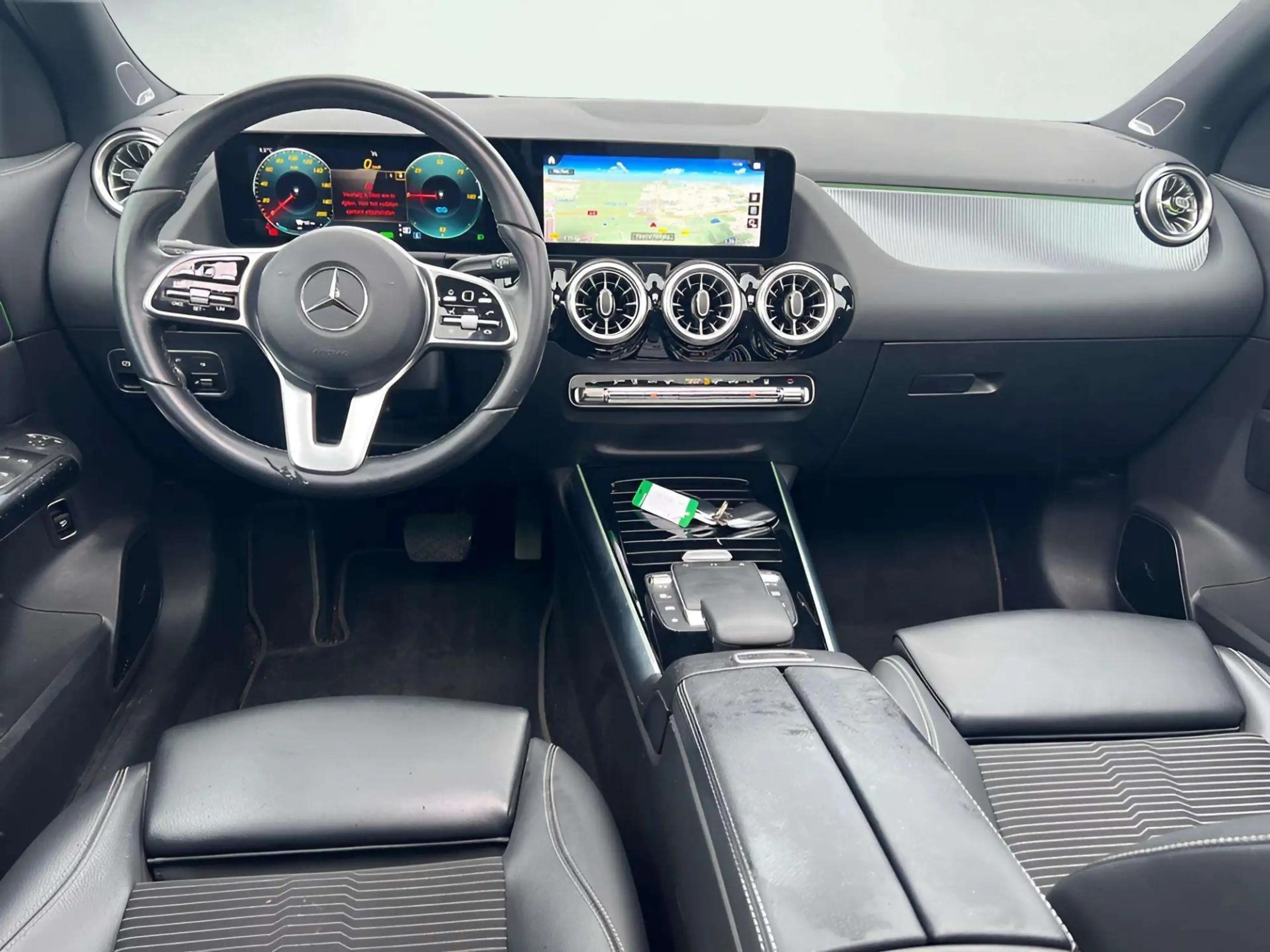 Mercedes-Benz EQA 250 Business Solution Luxury 67 kWh | SOH 92% | Panora — photo 5
