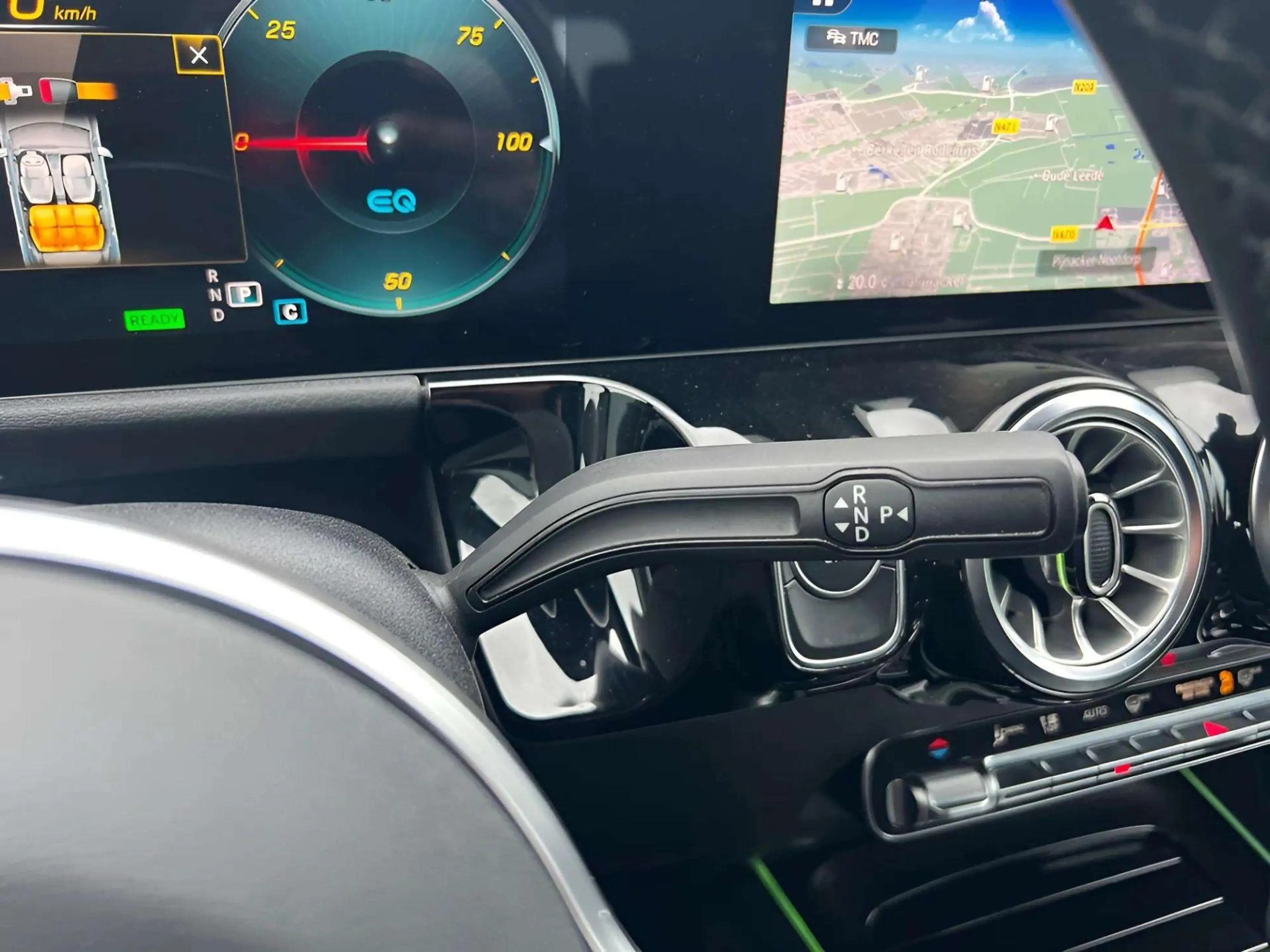Mercedes-Benz EQA 250 Business Solution Luxury 67 kWh | SOH 92% | Panora — photo 10