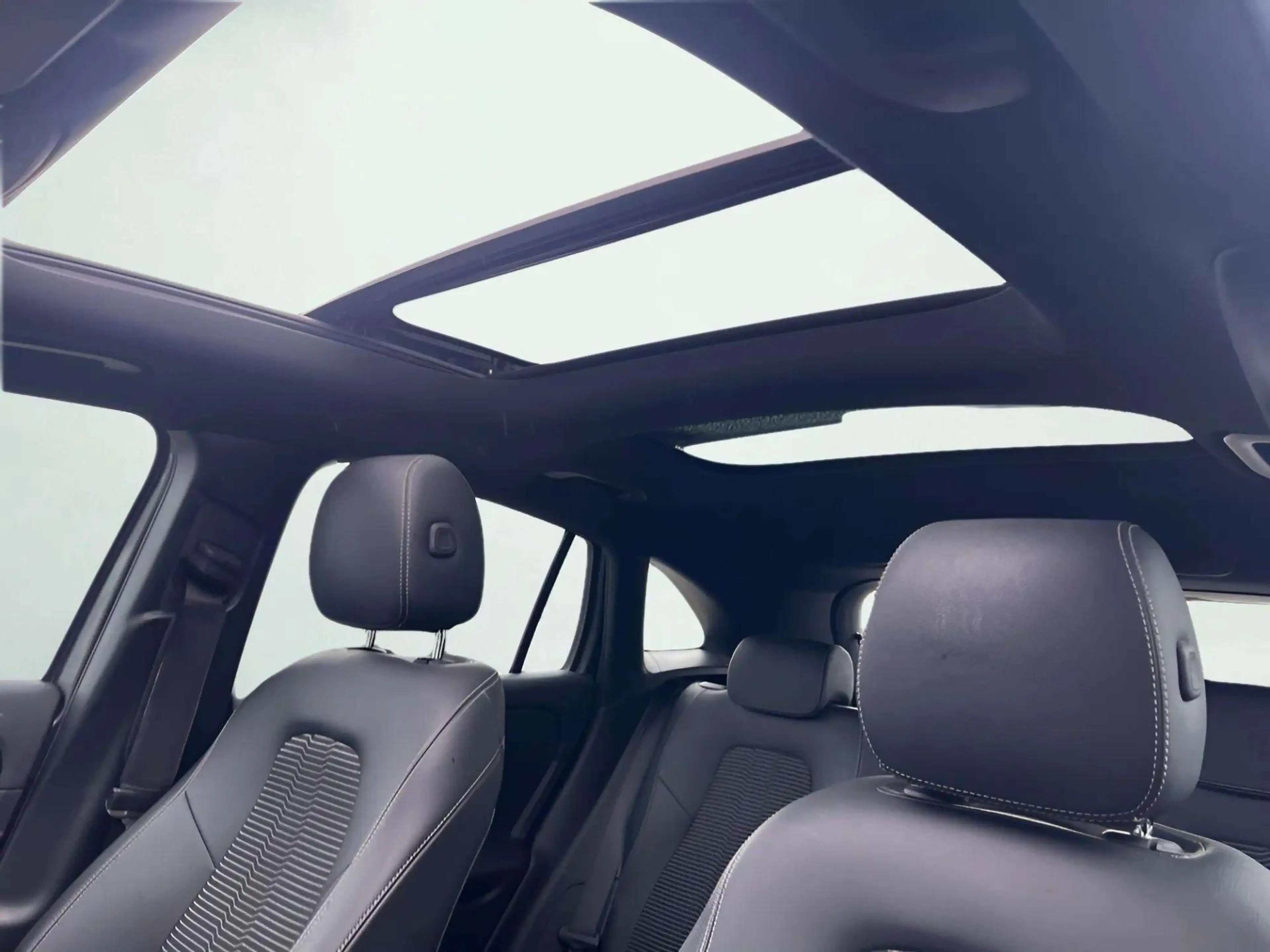 Mercedes-Benz EQA 250 Business Solution Luxury 67 kWh | SOH 92% | Panora — photo 15