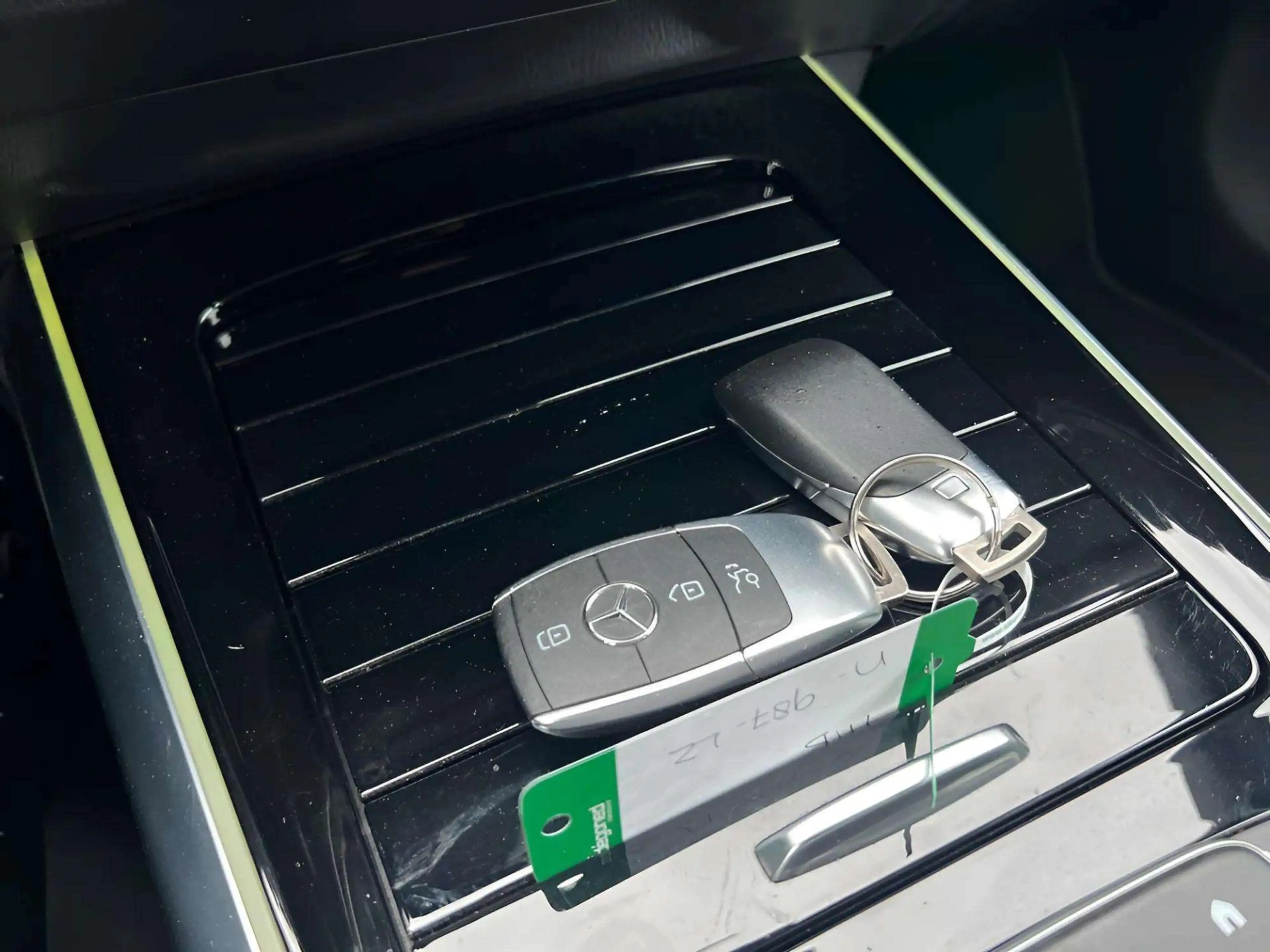 Mercedes-Benz EQA 250 Business Solution Luxury 67 kWh | SOH 92% | Panora — photo 14