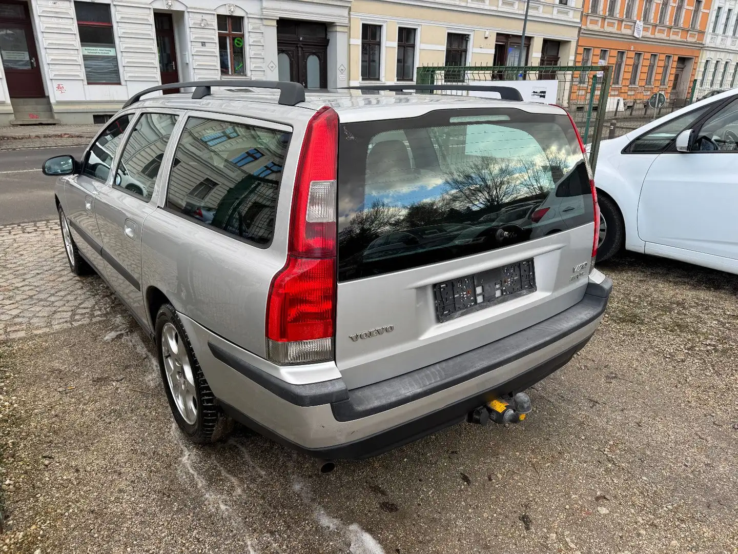 Volvo V70 2.4 Bi-Fuel Premium - 2