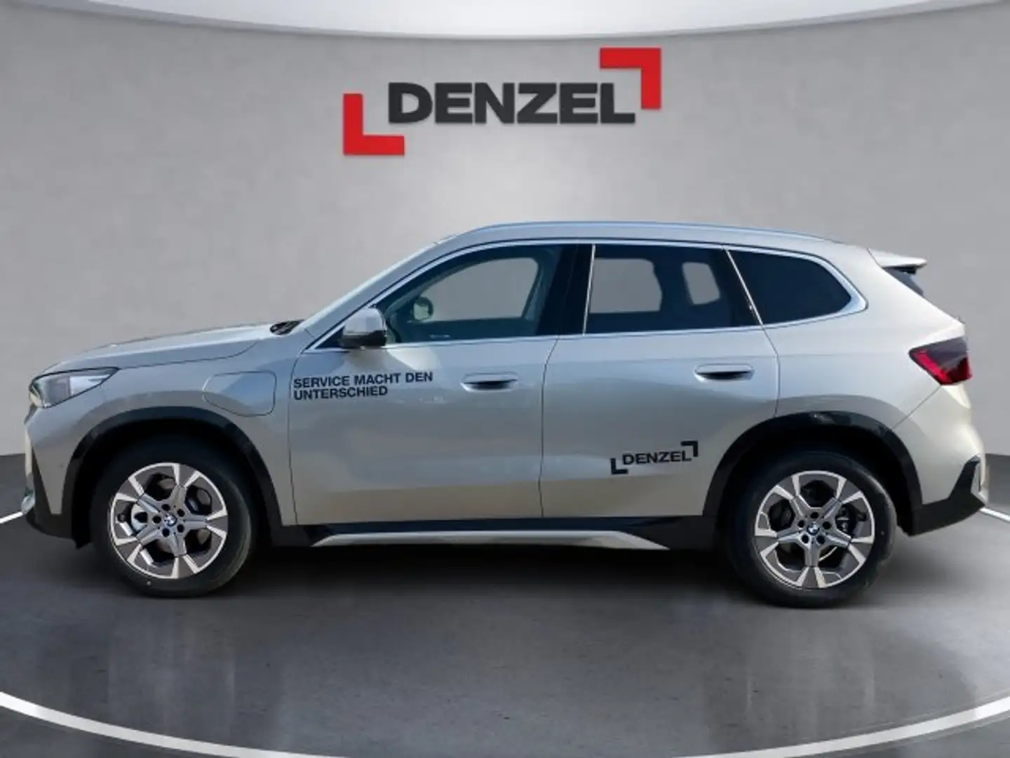 BMW X1 xDrive25e U11 XB2 Silber - 2