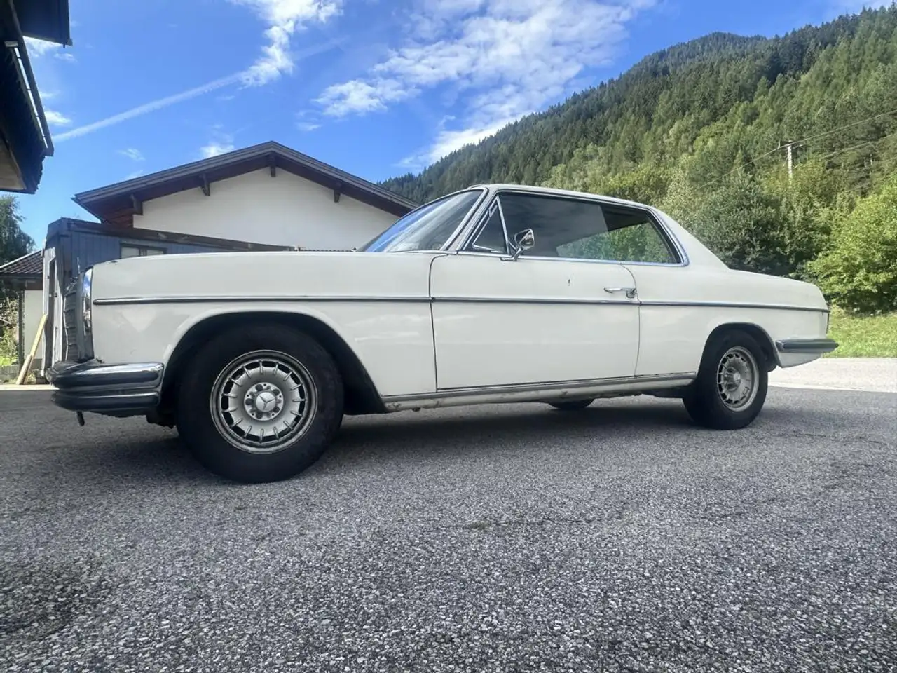 Mercedes-Benz 250 CE/8 Strich 8 Coupe /8 W114 Lenkradautom. 1.Serie, foto 5