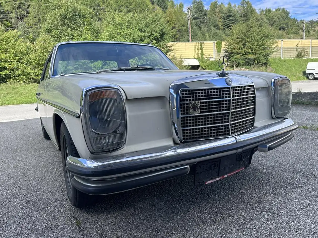 Mercedes-Benz 250 CE/8 Strich 8 Coupe /8 W114 Lenkradautom. 1.Serie, foto 3