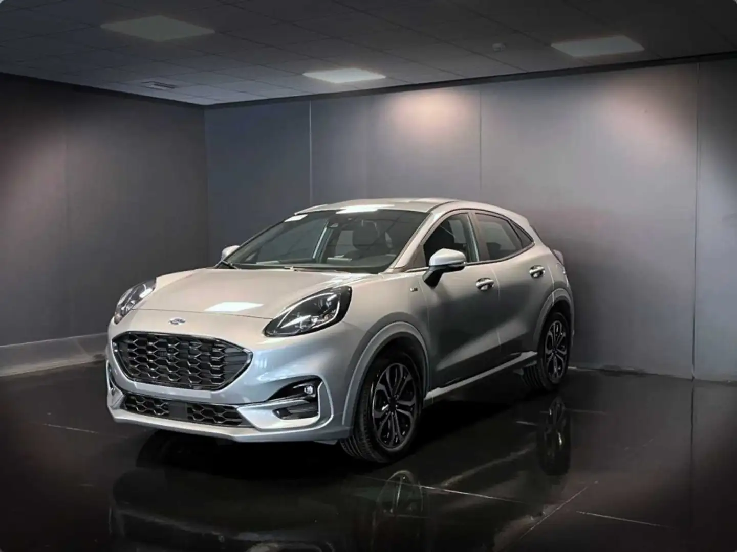 Ford Puma 1.0 EcoBoost Hybrid 125 CV S&S aut. ST-Line Gris - 2