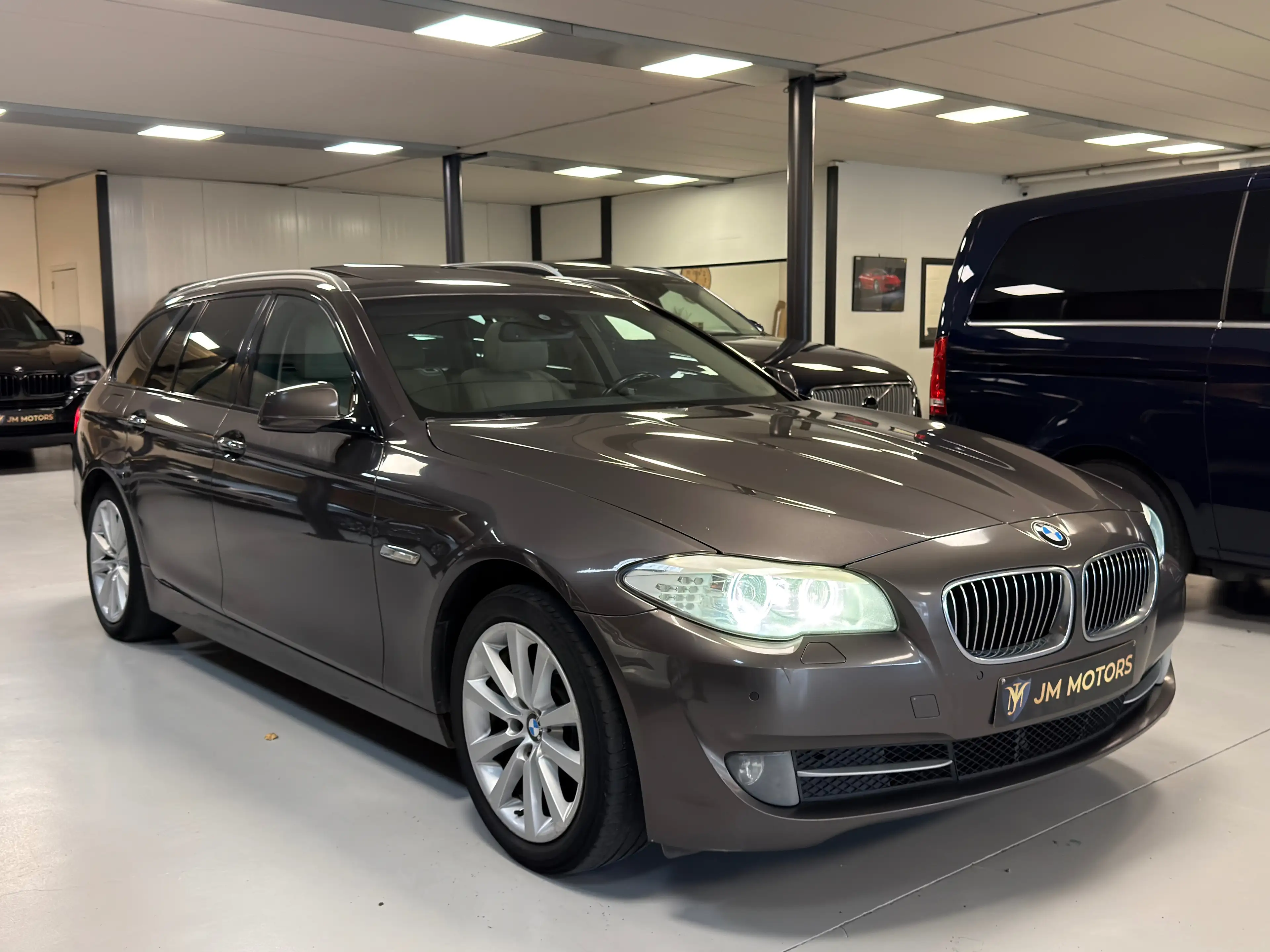 BMW 520 Da Touring | Xenon | Panodak | Trekhaak — photo 3