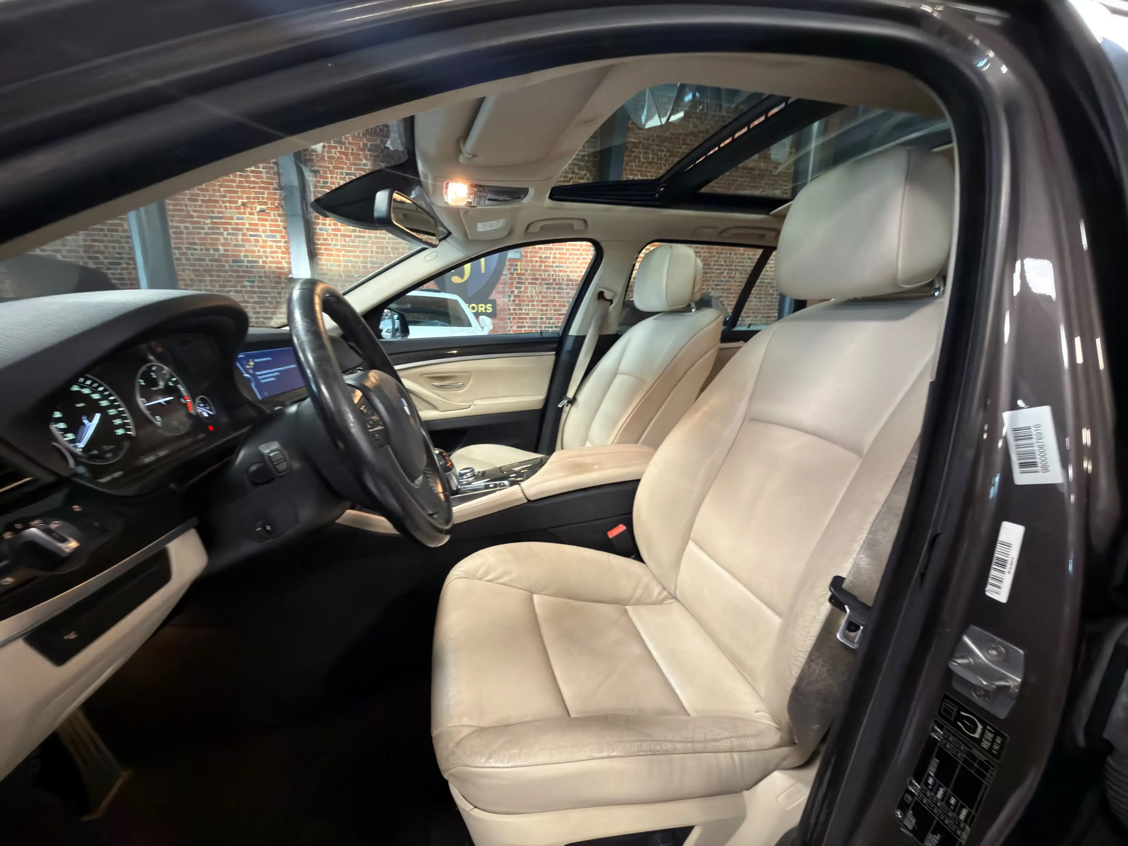 BMW 520 Da Touring | Xenon | Panodak | Trekhaak — photo 9