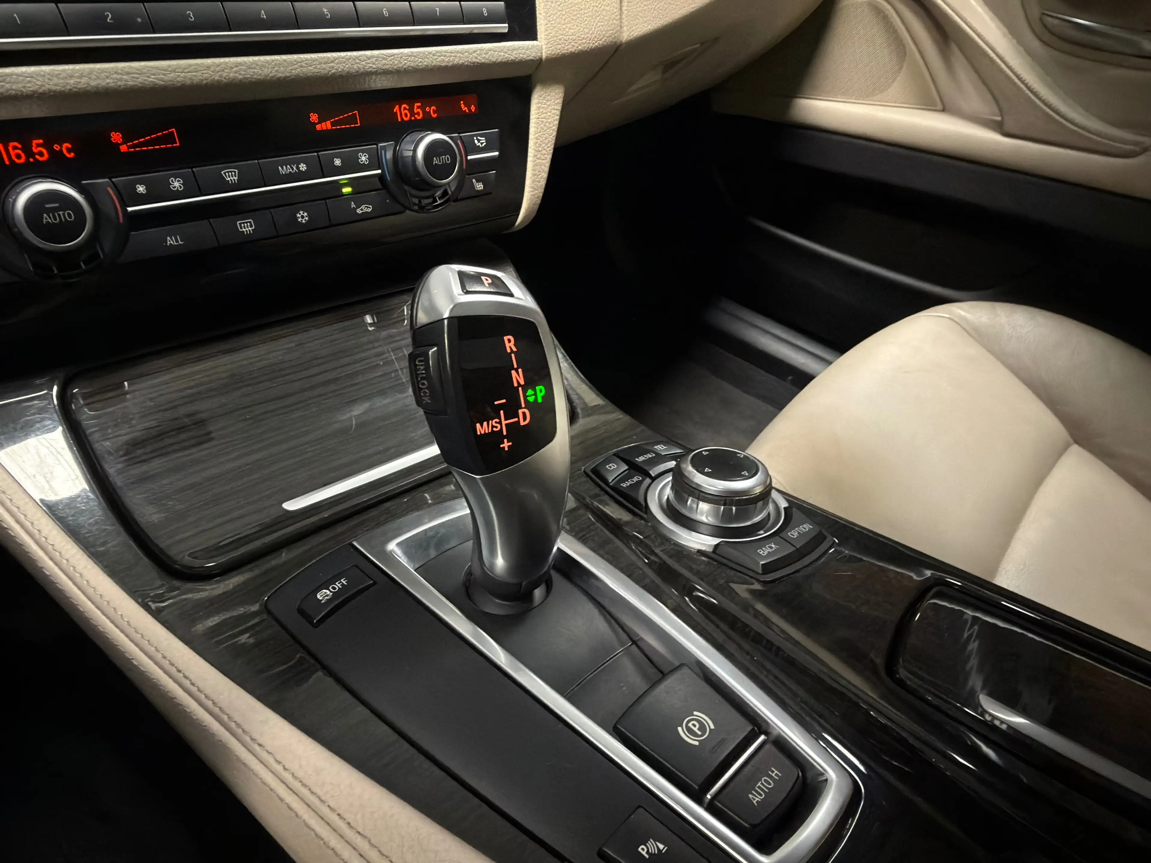 BMW 520 Da Touring | Xenon | Panodak | Trekhaak — photo 15