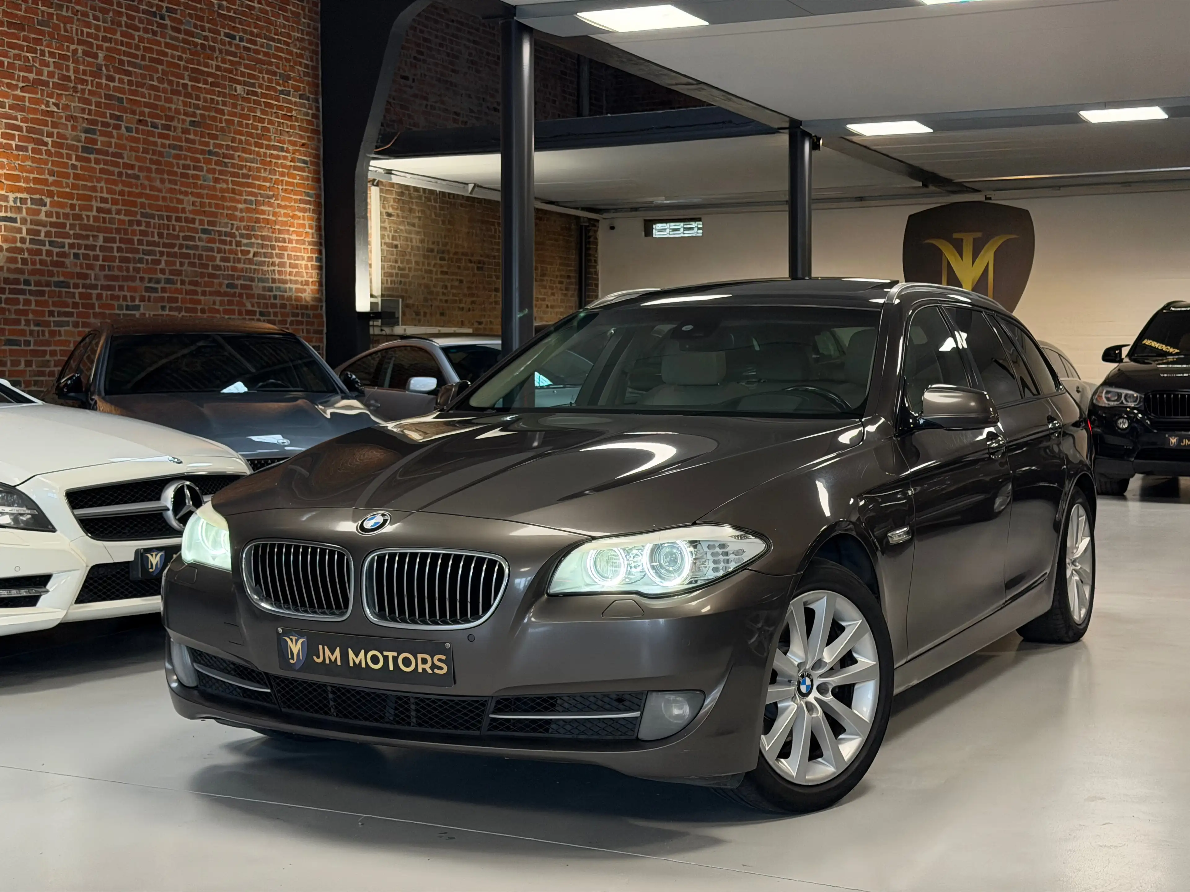 BMW 520 Da Touring | Xenon | Panodak | Trekhaak