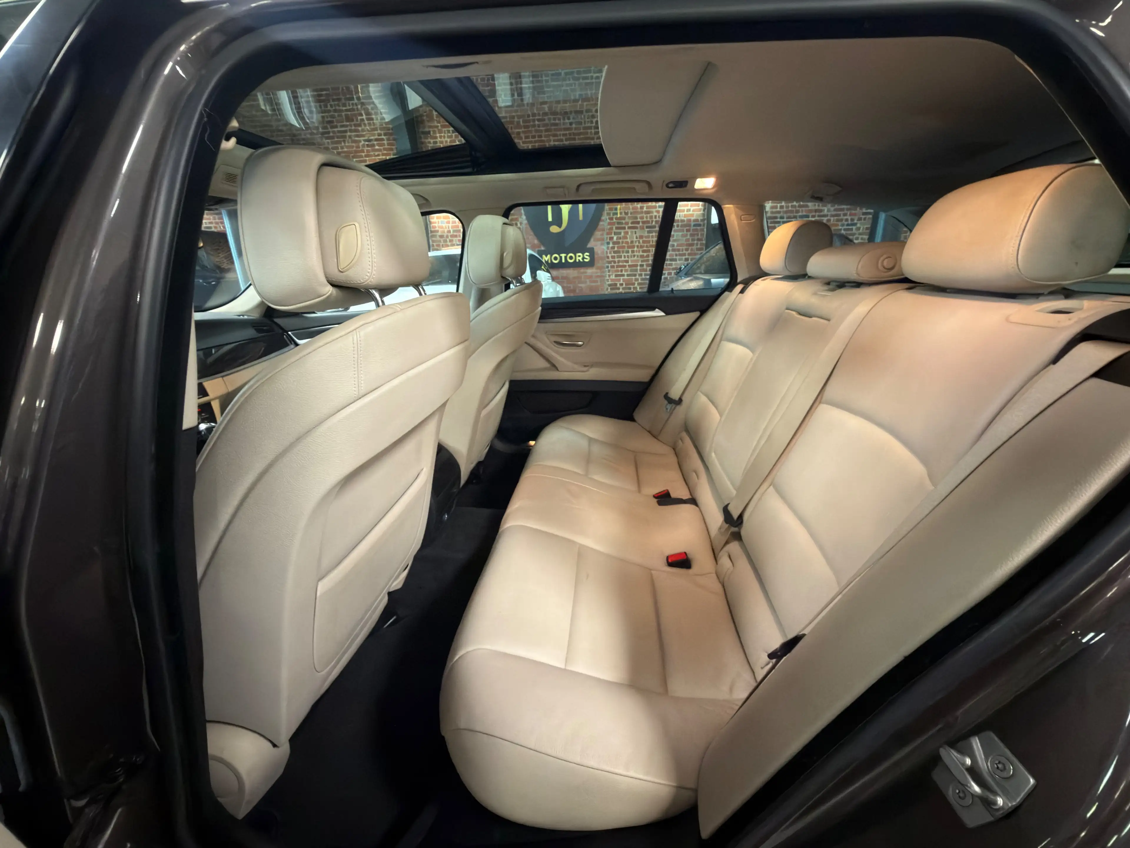 BMW 520 Da Touring | Xenon | Panodak | Trekhaak — photo 7