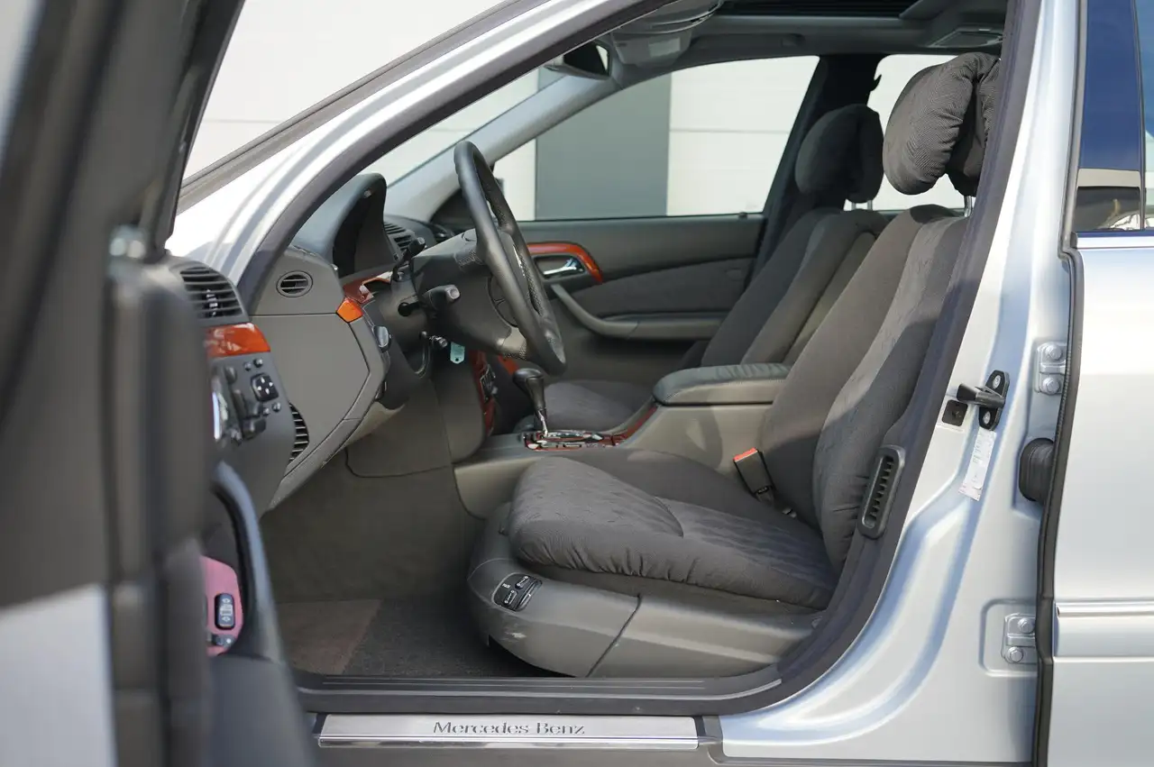 Mercedes-Benz S 320, foto 8