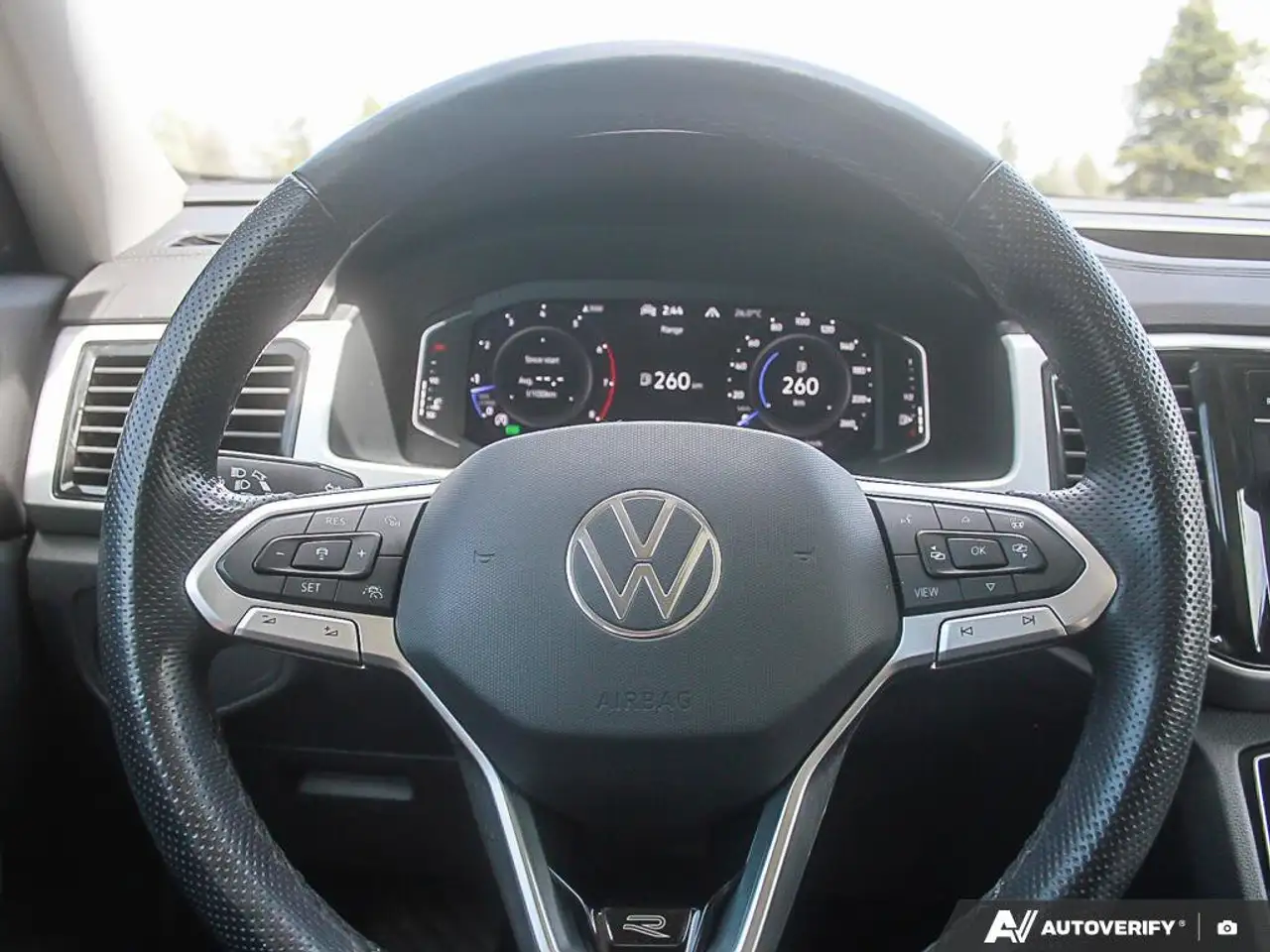 Volkswagen Atlas снимка Volkswagen Atlas