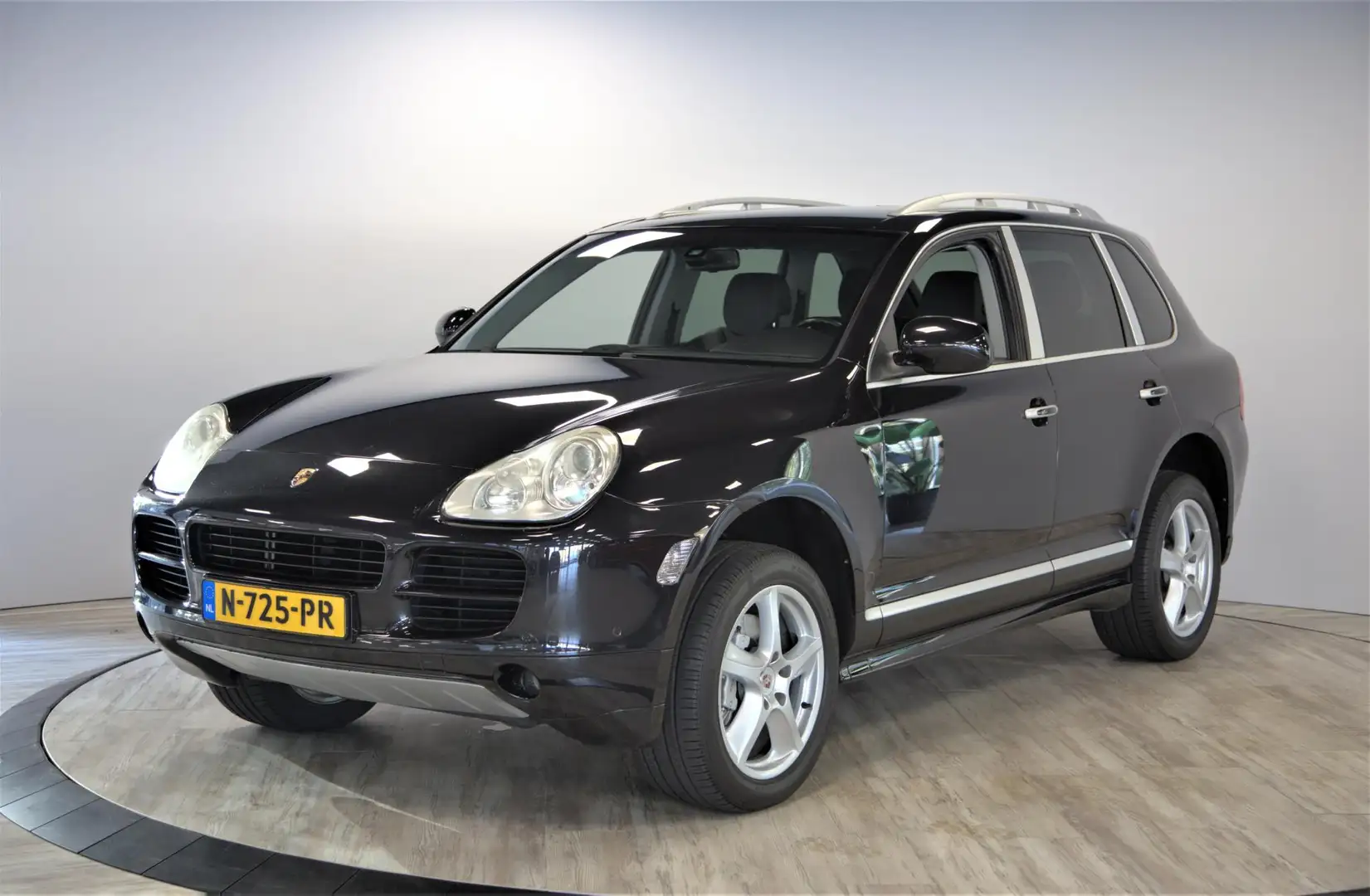 Porsche Cayenne 4.5 S / YOUNGTIMER Fiscaal €7.839,- \ Trekhaak Noir - 1
