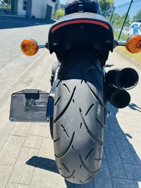 Harley-Davidson Fat Bob - foto 8