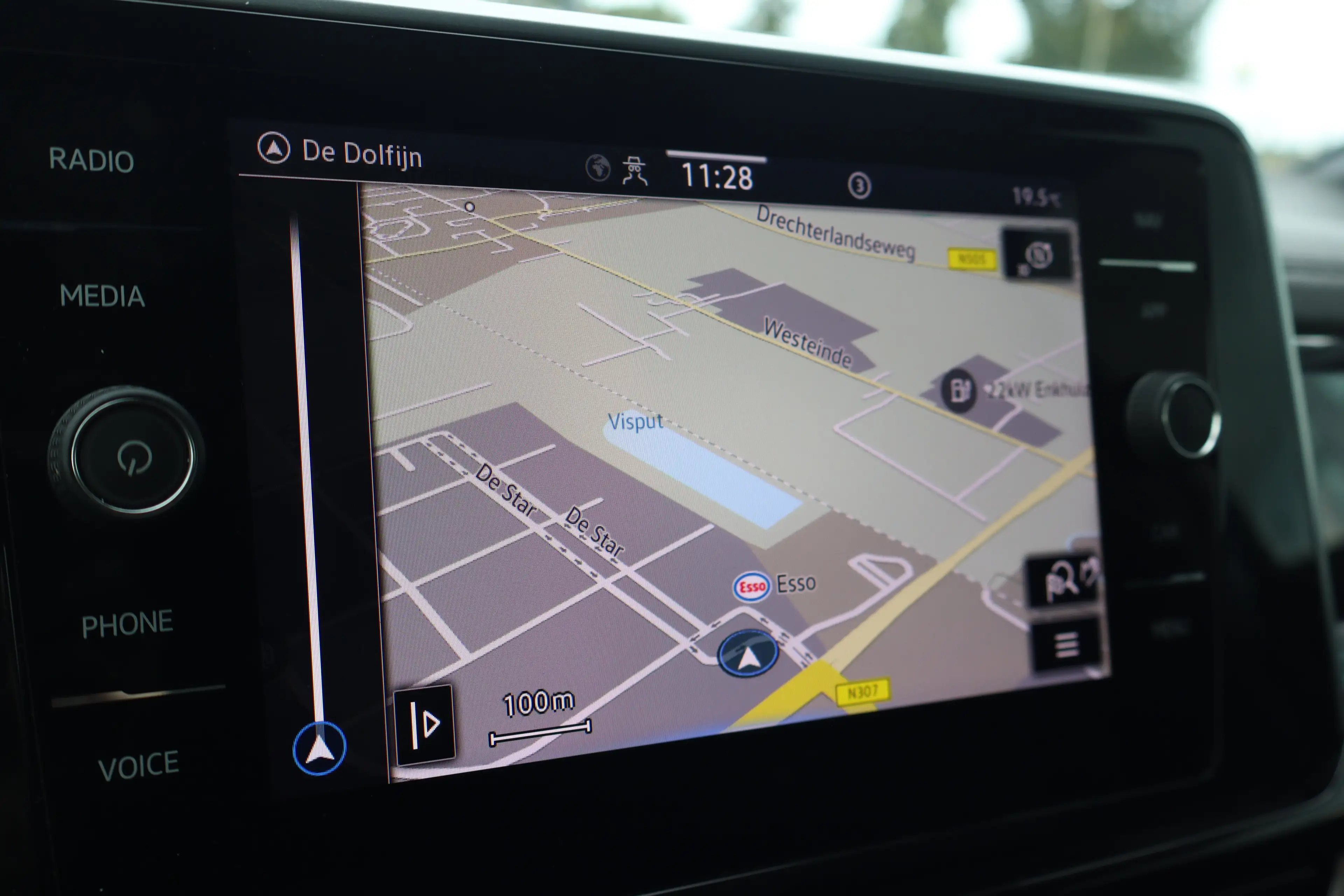 Volkswagen T-Roc 1.0 TSI R-Line Business+ 110PK | Achteruitrijcamer — photo 7