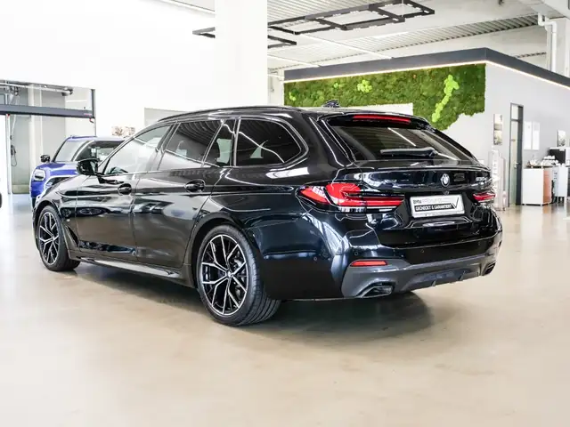 BMW 5 Series view 2