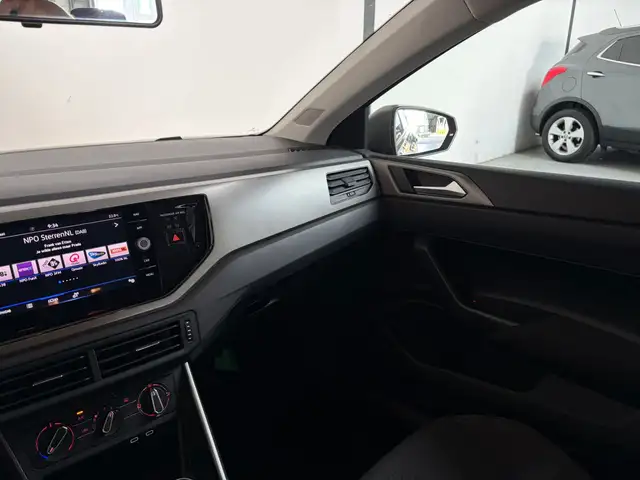 Volkswagen Polo view 7