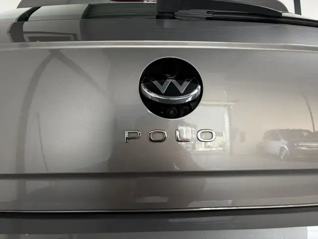 Volkswagen Polo view 12