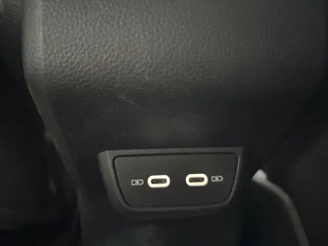 Volkswagen Polo view 6