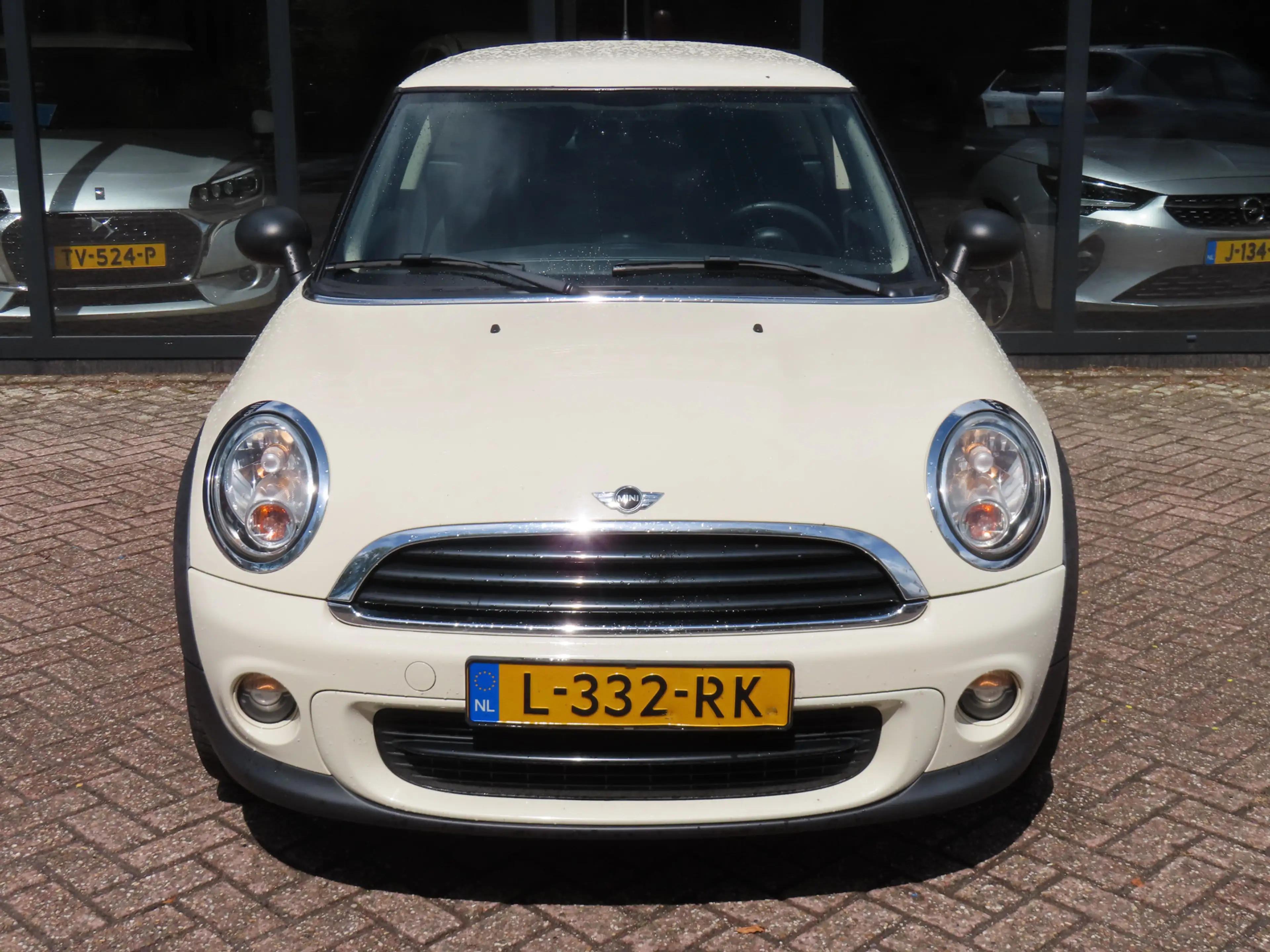 MINI One Mini 1.6 Business Line*Airco* — photo 3