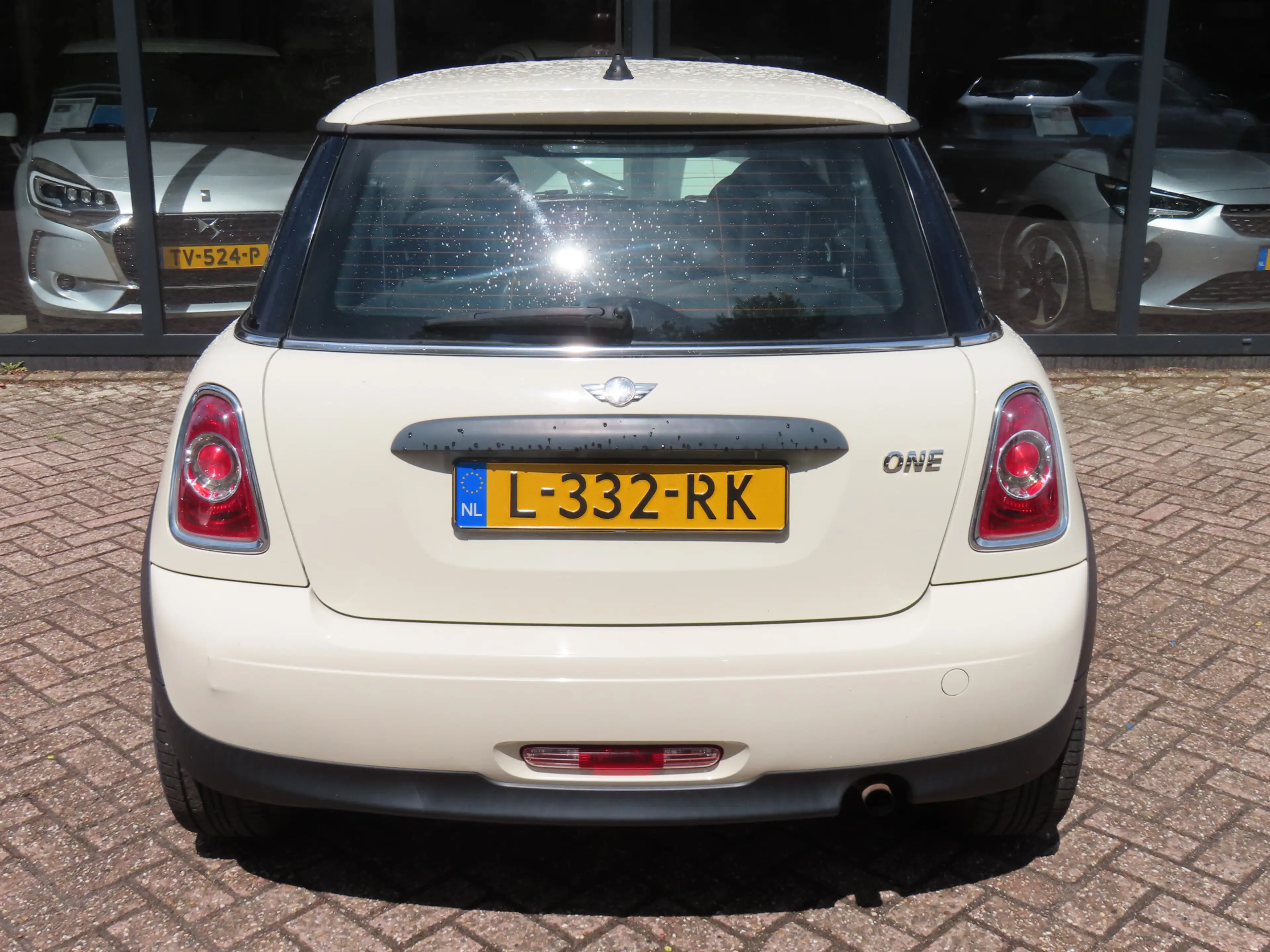 MINI One Mini 1.6 Business Line*Airco* — photo 9