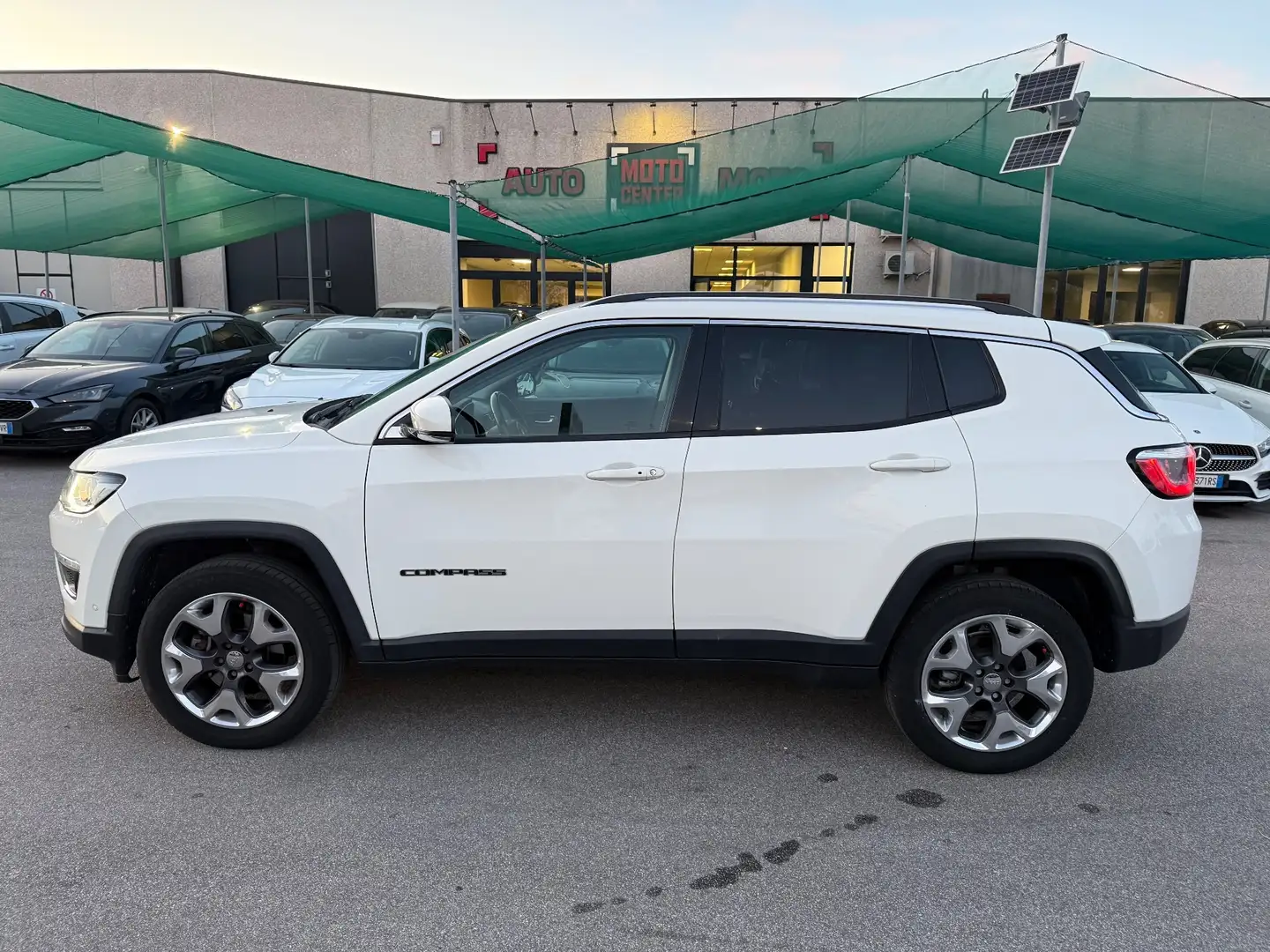 Jeep Compass Compass 2.0 Multijet II aut. 4WD Limited Blanc - 2