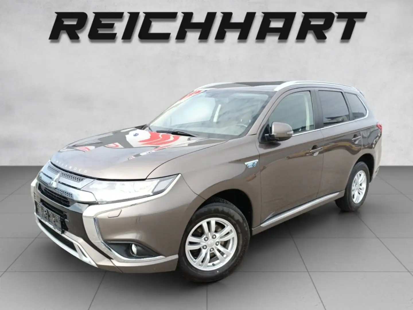 Mitsubishi Outlander PHEV - 1