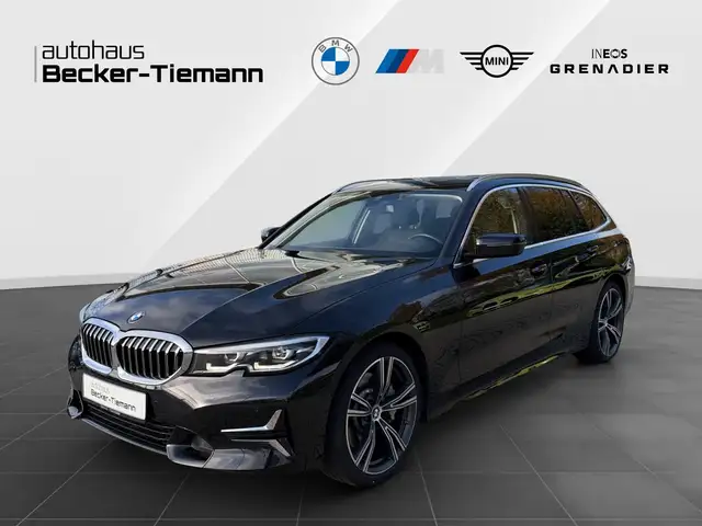 Bmw 330 i Touring / DrivAss / HiFi / Keyless / Pano / Car