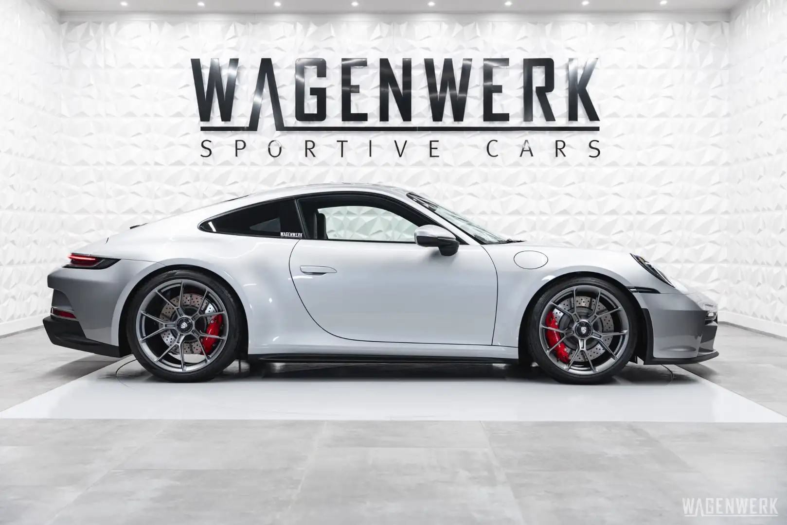 Porsche 992 GT3 Touring 6-GANG 18-WEGE LIFT BOSE MATRIX SPORT Silber - 2