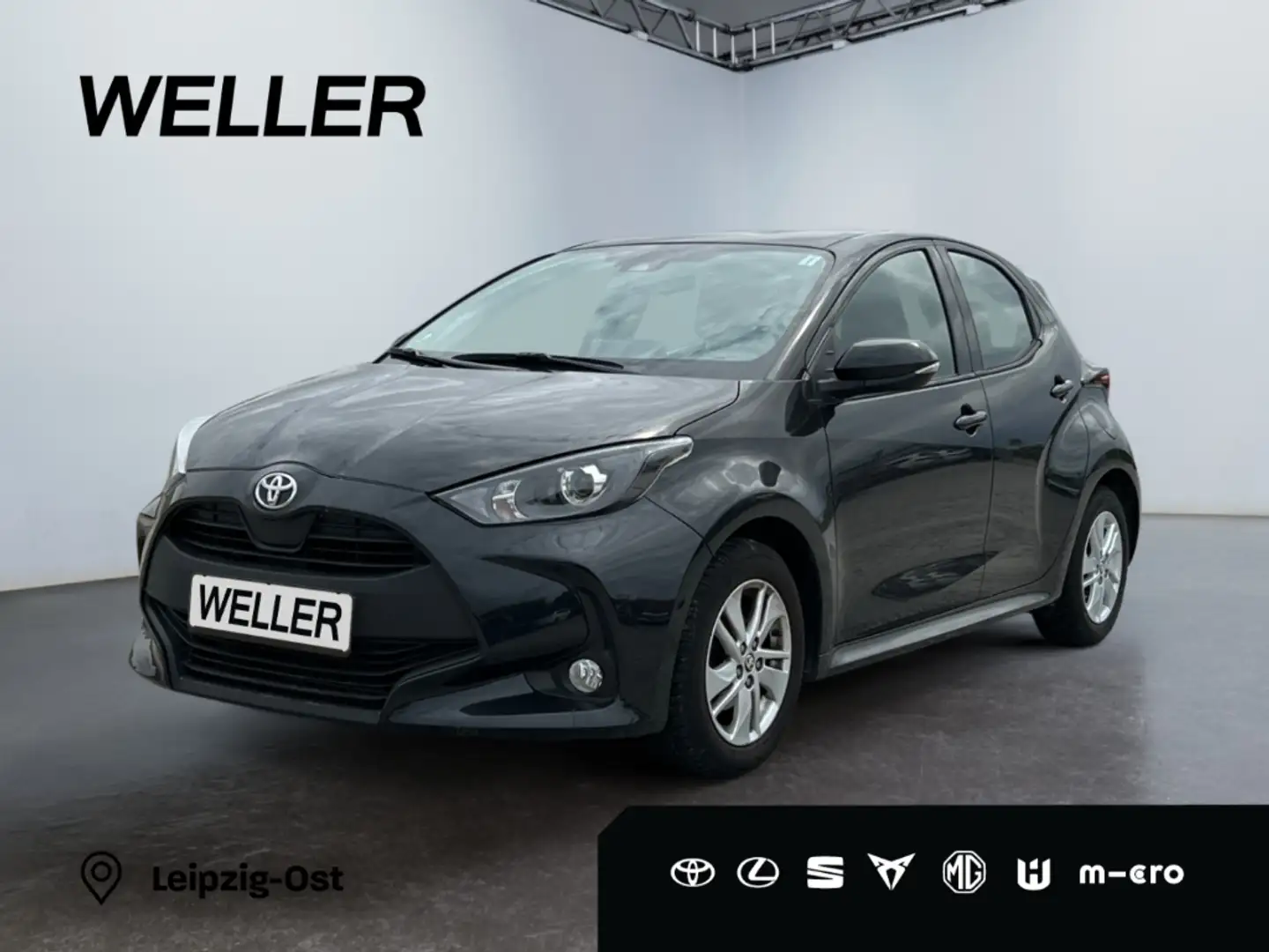Toyota Yaris 1.5 Team D *ACC*CarPlay*CAM*SHZ*Spur Assis* Schwarz - 1